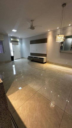 Casa com 4 Quartos à Venda,  em Goiabeiras - Cuiabá