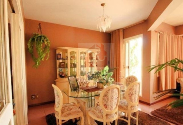 Imagem Casa com 3 Quartos à Venda, 200 m² em Centro - Alegrete Imagem Casa com 3 Quartos à Venda, 200 m² em Centro - Alegrete