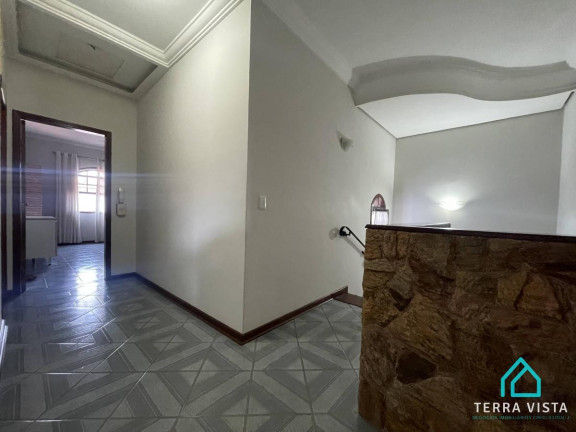 Imagem Casa com 4 Quartos à Venda, 334 m² Imagem Casa com 4 Quartos à Venda, 334 m²