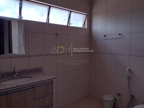 Imagem Sobrado com 3 Quartos à Venda, 300 m² em Centro - Botucatu