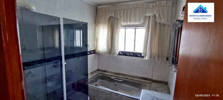 Imagem Apartamento com 3 Quartos à Venda, 197 m² em Centro - Campinas Imagem Apartamento com 3 Quartos à Venda, 197 m² em Centro - Campinas