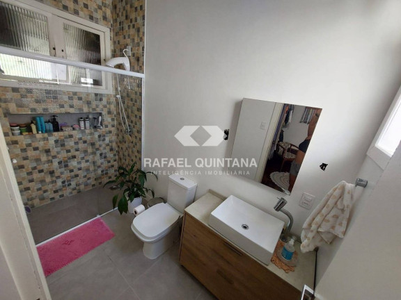 Imagem Casa com 3 Quartos à Venda, 220 m² em Barreiros - São José