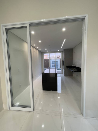Imagem Casa de Condomínio com 3 Quartos à Venda, 250 m² em Cuiabá