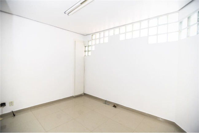 Imagem Sala Comercial à Venda, 53 m² em Centro Histórico - Porto Alegre Imagem Sala Comercial à Venda, 53 m² em Centro Histórico - Porto Alegre