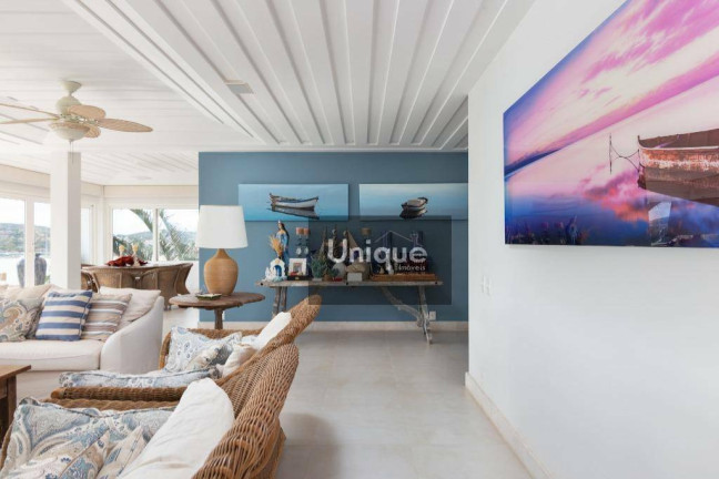 Imagem Casa com 5 Quartos para Temporada, 450 m² em Ferradura - Armação Dos Búzios Imagem Casa com 5 Quartos para Temporada, 450 m² em Ferradura - Armação Dos Búzios