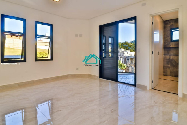 Imagem Casa com 4 Quartos à Venda, 150 m² em Villas Do Jaguari - Santana De Parnaíba Imagem Casa com 4 Quartos à Venda, 150 m² em Villas Do Jaguari - Santana De Parnaíba