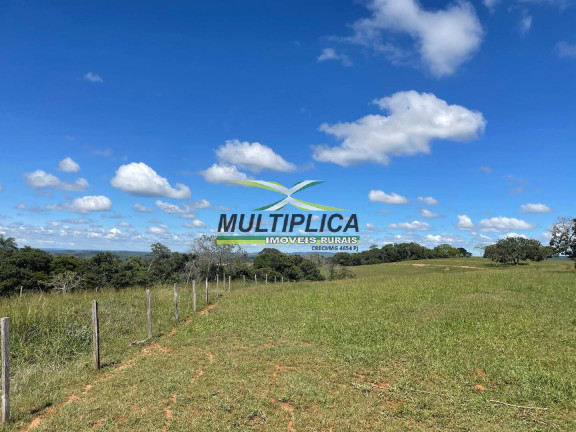 Fazenda à Venda, 417 m² em São Gonçalo Do Abaeté