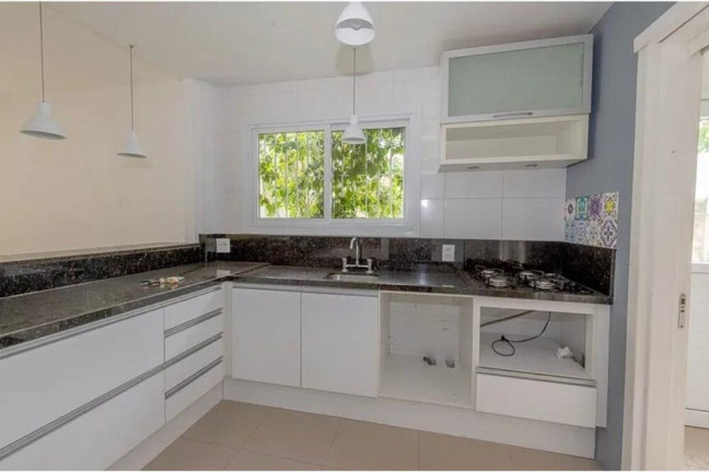 Imagem Casa com 3 Quartos à Venda, 120 m² em Lomba Do Pinheiro - Porto Alegre