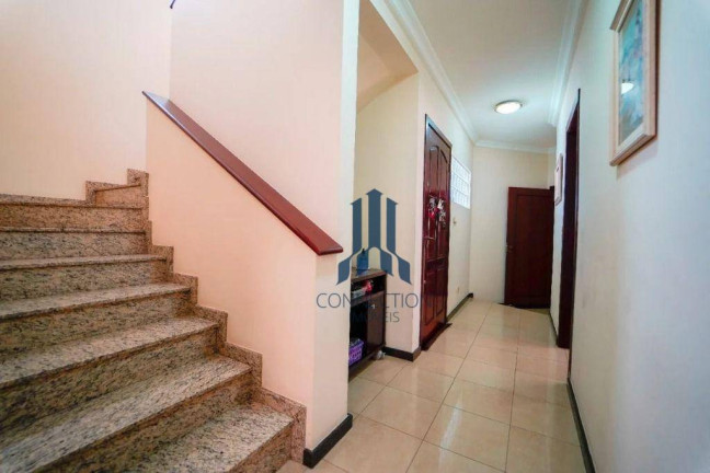 Imagem Sobrado com 5 Quartos à Venda, 267 m² em Seminário - Curitiba