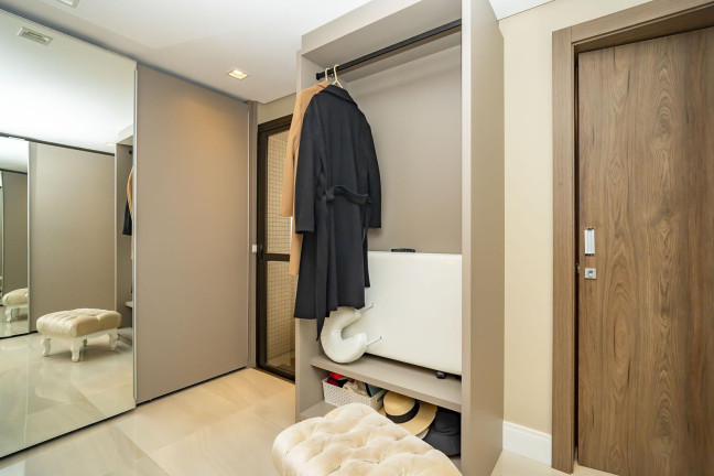 Imagem Apartamento com 3 Quartos à Venda, 350 m² em água Verde - Curitiba