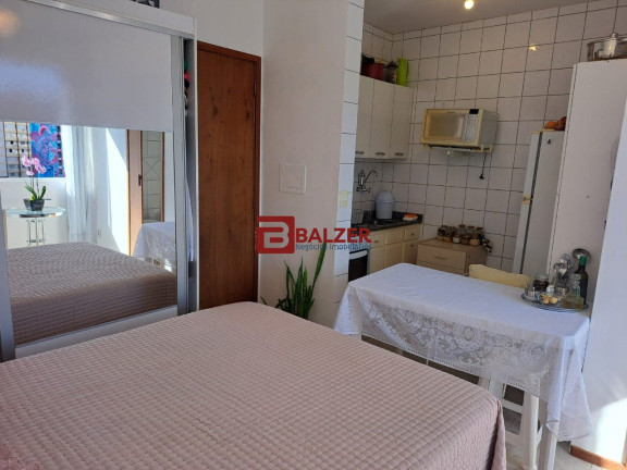 Imagem Apartamento com 1 Quarto à Venda, 32 m² em Centro - Florianópolis