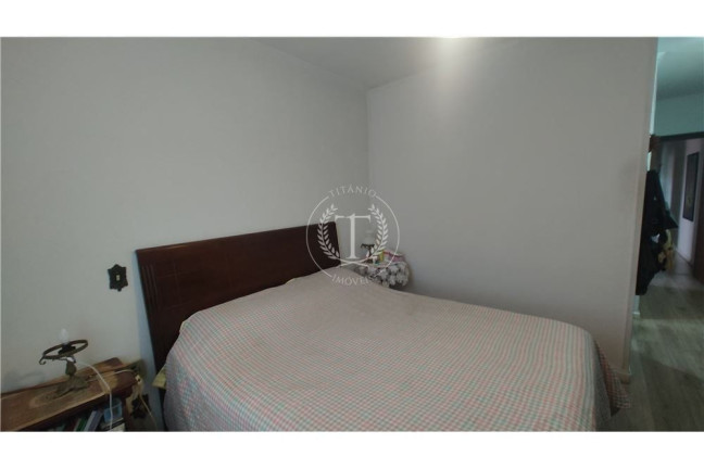 Imagem Casa com 1 Quarto à Venda, 207 m² em Vila Marari - São Paulo