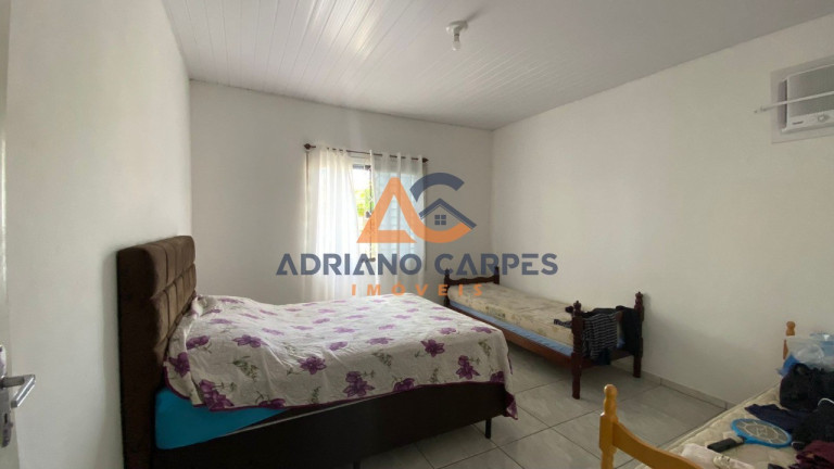 Imagem Casa com 3 Quartos para Alugar ou Temporada, 128 m² em Gravatá - Navegantes Imagem Casa com 3 Quartos para Alugar ou Temporada, 128 m² em Gravatá - Navegantes