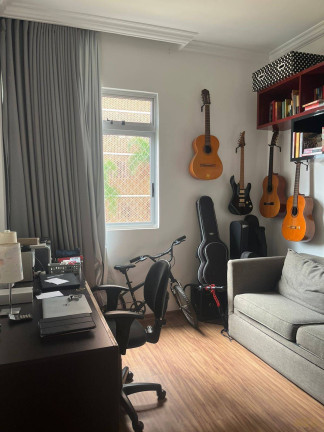 Apartamento com 4 Quartos à Venda, 120 m²