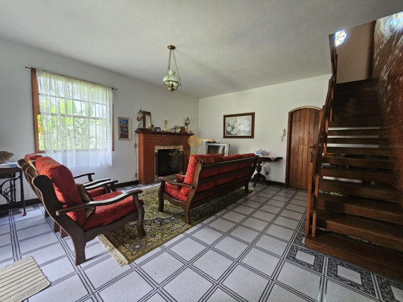 Imagem Casa com 3 Quartos à Venda, 177 m² em Agriões - Teresópolis