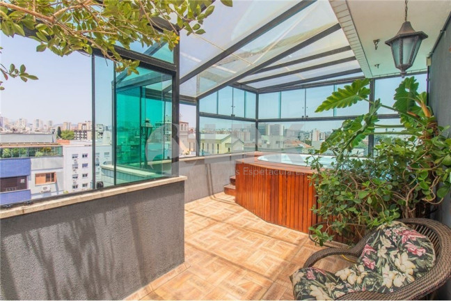 Imóvel com 3 Quartos à Venda, 205 m² em Cristo Redentor - Porto Alegre
