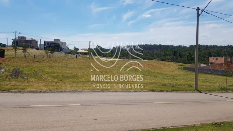 Terreno em Condomínio à Venda, 842 m² em Medeiros - Jundiaí