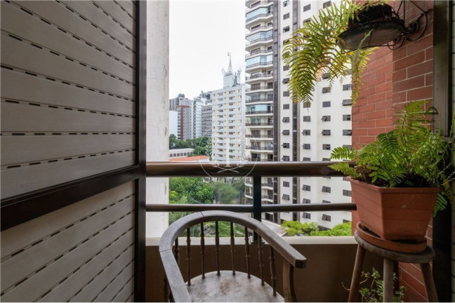 Imagem Apartamento com 3 Quartos à Venda, 142 m² em Itaim Bibi - São Paulo