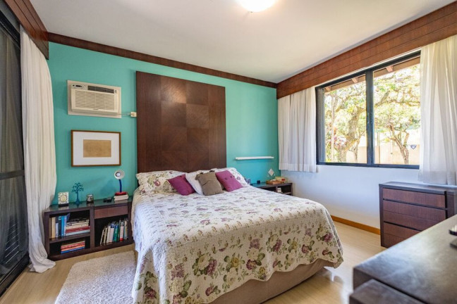 Imagem Casa de Condomínio com 4 Quartos à Venda, 378 m² em João Paulo - Florianópolis