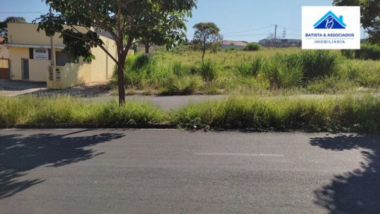Terreno à Venda, 1.200 m² em Jardim Do Lago Continuação - Campinas