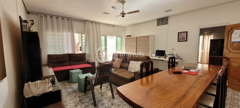 Imagem Casa com 3 Quartos à Venda, 205 m² em Vila Nasser - Campo Grande Imagem Casa com 3 Quartos à Venda, 205 m² em Vila Nasser - Campo Grande