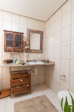 Imagem Imóvel com 3 Quartos à Venda, 147 m² em Higienópolis - Porto Alegre Imagem Imóvel com 3 Quartos à Venda, 147 m² em Higienópolis - Porto Alegre