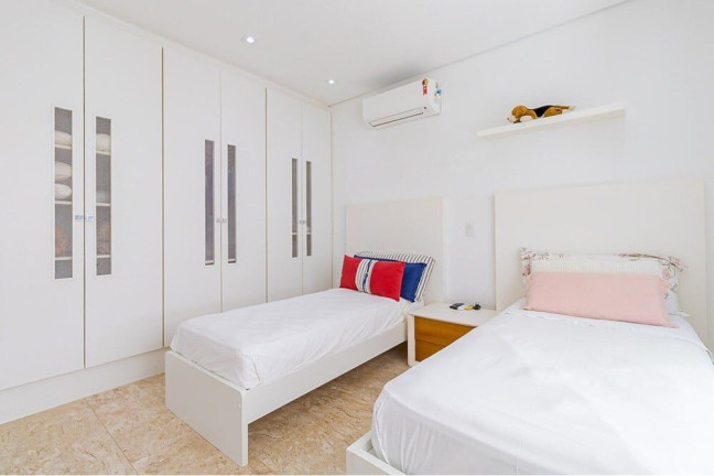 Imagem Casa com 6 Quartos à Venda, 680 m² em Jardim Acapulco - Guarujá Imagem Casa com 6 Quartos à Venda, 680 m² em Jardim Acapulco - Guarujá