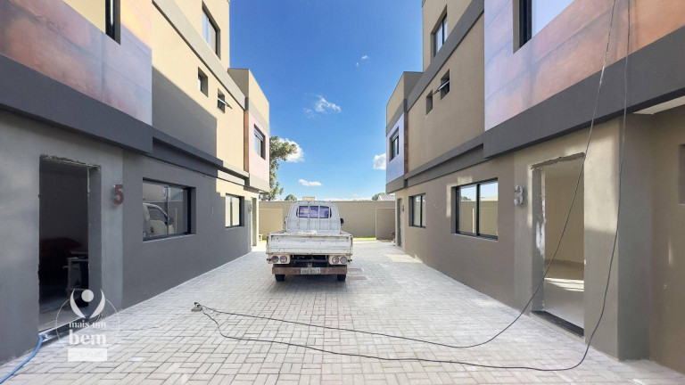 Imagem Sobrado com 3 Quartos à Venda, 150 m² em Portão - Curitiba Imagem Sobrado com 3 Quartos à Venda, 150 m² em Portão - Curitiba