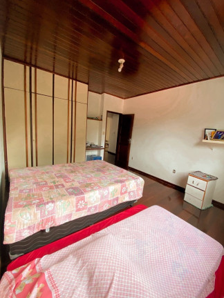Imagem Casa com 4 Quartos à Venda, 450 m² em Stiep - Salvador Imagem Casa com 4 Quartos à Venda, 450 m² em Stiep - Salvador