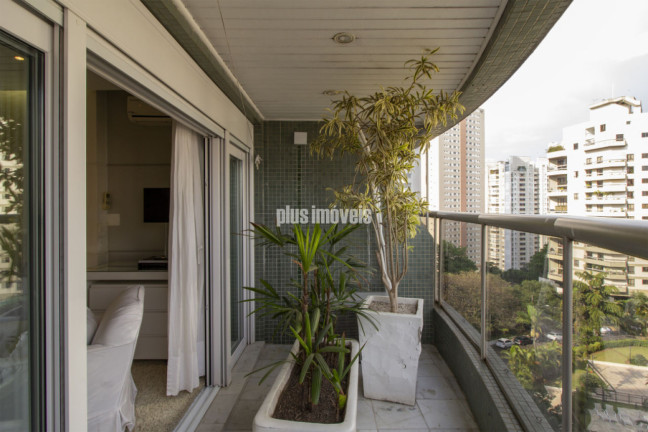 Imagem Apartamento com 3 Quartos à Venda, 373 m² em Real Parque - São Paulo