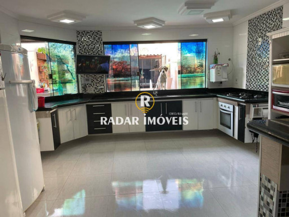 Imagem Casa com 5 Quartos à Venda, 180 m² em Portinho - Cabo Frio