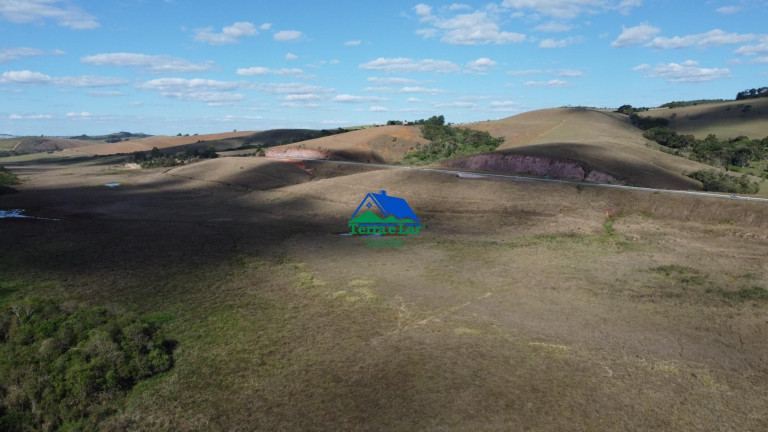 Terreno à Venda, 320.000 m² em Zona Rural - Aiuruoca