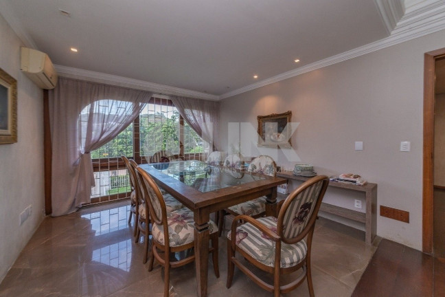 Imagem Imóvel com 5 Quartos à Venda, 422 m² em Três Figueiras - Porto Alegre Imagem Imóvel com 5 Quartos à Venda, 422 m² em Três Figueiras - Porto Alegre