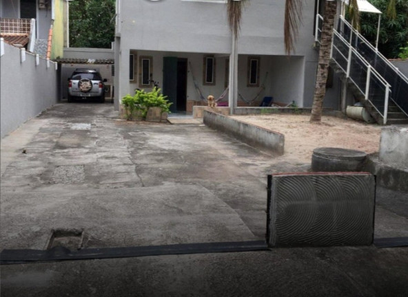 Imagem Casa com 5 Quartos à Venda, 214 m² em Cidade Praiana - Rio Das Ostras