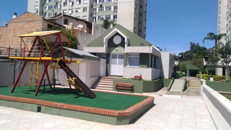 Imagem Apartamento com 2 Quartos à Venda, 72 m² em Cavalhada - Porto Alegre Imagem Apartamento com 2 Quartos à Venda, 72 m² em Cavalhada - Porto Alegre