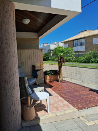 Imagem Imóvel com 2 Quartos à Venda, 150 m² em Centro - Xangri-lá