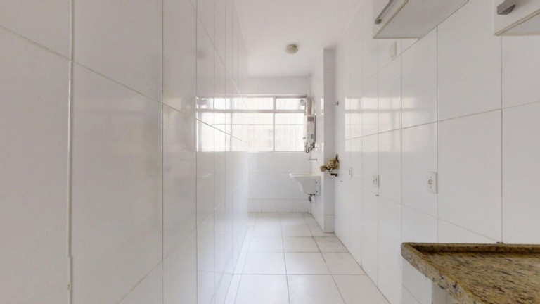 Imagem Imóvel com 3 Quartos à Venda, 98 m² em Copacabana - Rio De Janeiro Imagem Imóvel com 3 Quartos à Venda, 98 m² em Copacabana - Rio De Janeiro
