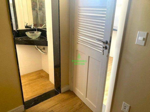 Imagem Apartamento com 3 Quartos à Venda, 210 m² em Icaraí - Niterói Imagem Apartamento com 3 Quartos à Venda, 210 m² em Icaraí - Niterói