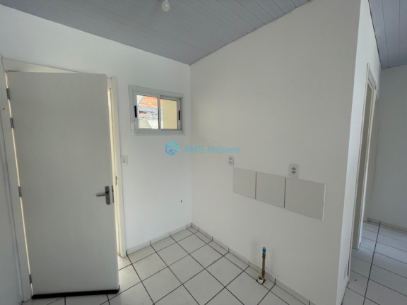 Imagem Casa com 2 Quartos à Venda, 41 m² em Olaria - Canoas