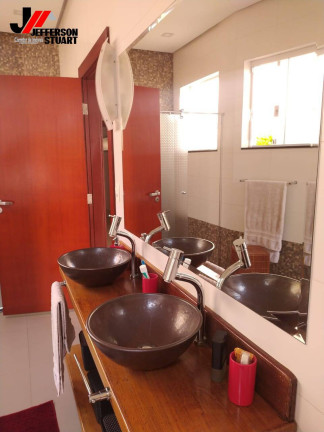 Imagem Casa com 2 Quartos à Venda, 375 m² em Cruz - Lorena Imagem Casa com 2 Quartos à Venda, 375 m² em Cruz - Lorena