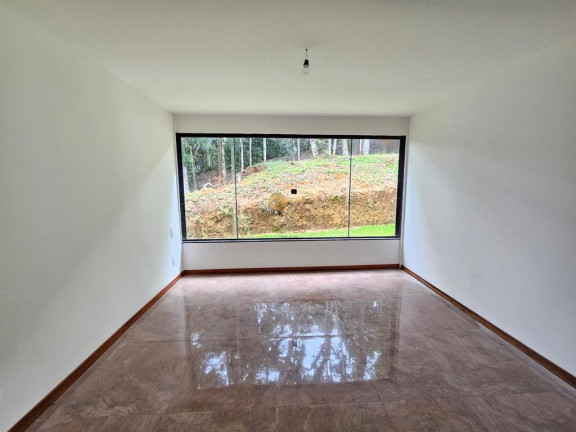 Imagem Casa com 3 Quartos à Venda, 134 m² em Vargem Grande - Teresópolis