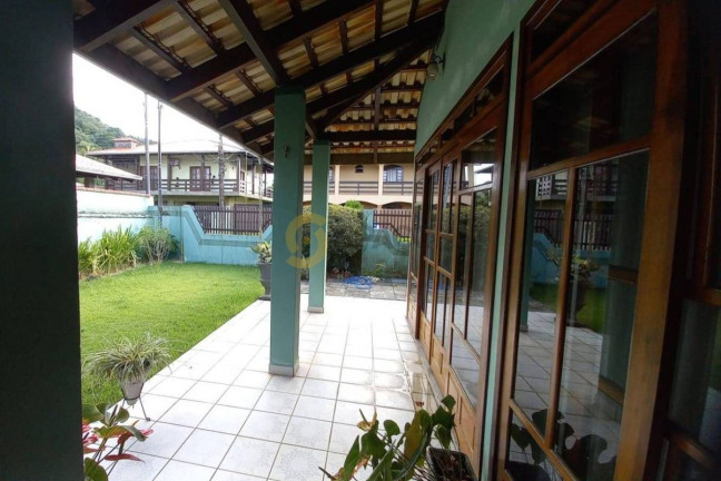 Imagem Casa com 3 Quartos à Venda, 228 m² em Ilha Da Figueira - Jaraguá Do Sul