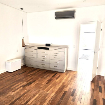 Imagem Casa com 4 Quartos à Venda, 440 m² em Alphaville - Santana De Parnaíba Imagem Casa com 4 Quartos à Venda, 440 m² em Alphaville - Santana De Parnaíba
