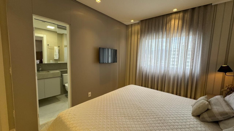 Imagem Apartamento com 3 Quartos à Venda, 115 m² em Meia Praia - Itapema Imagem Apartamento com 3 Quartos à Venda, 115 m² em Meia Praia - Itapema