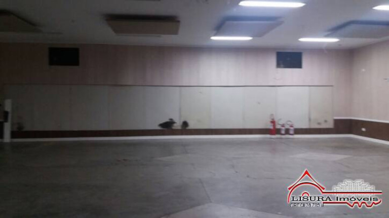 Imagem Casa com 2 Quartos à Venda, 560 m² em Centro - Jacareí Imagem Casa com 2 Quartos à Venda, 560 m² em Centro - Jacareí
