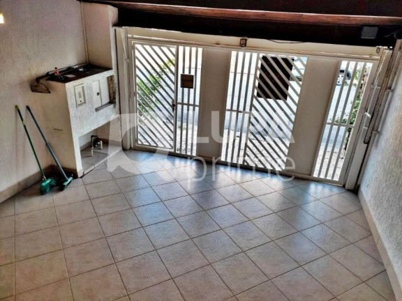 Imagem Casa com 3 Quartos à Venda, 129 m² em Jardim Guanca - São Paulo Imagem Casa com 3 Quartos à Venda, 129 m² em Jardim Guanca - São Paulo