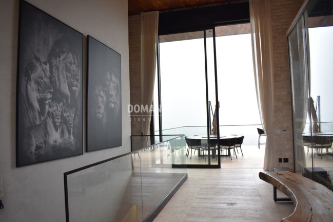 Imagem Casa com 11 Quartos à Venda, 2.460 m² em Região De Descansópolis - Campos Do Jordão Imagem Casa com 11 Quartos à Venda, 2.460 m² em Região De Descansópolis - Campos Do Jordão