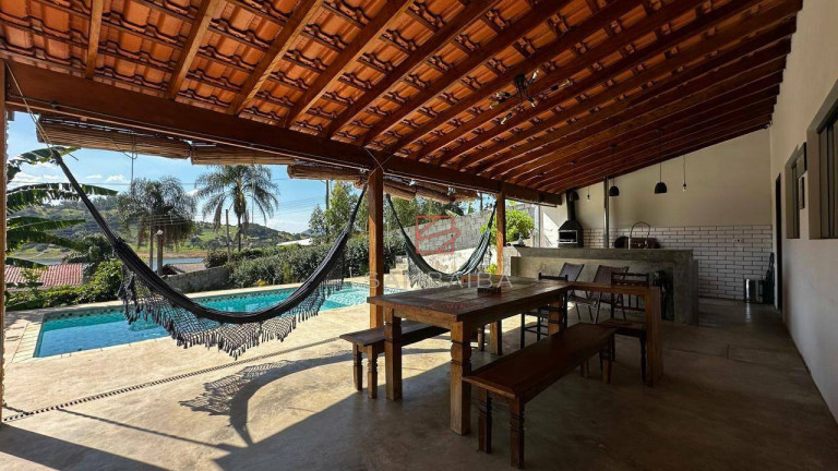 Imagem Casa com 3 Quartos à Venda, 221 m² em Serrinha - Bragança Paulista