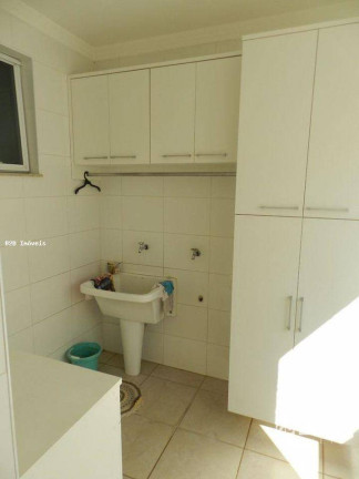 Imagem Casa com 3 Quartos à Venda, 344 m² em Centro - Bauru Imagem Casa com 3 Quartos à Venda, 344 m² em Centro - Bauru