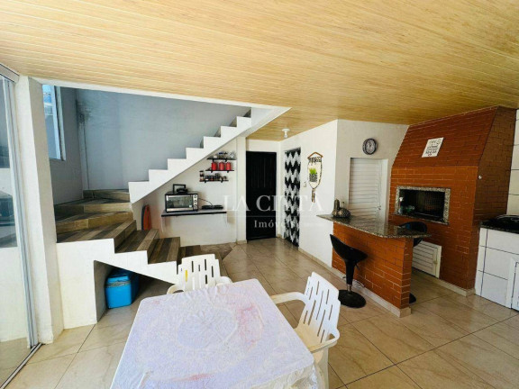 Imagem Casa com 3 Quartos à Venda, 115 m² em São Judas - Itajaí